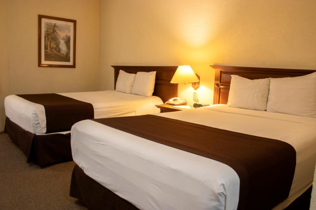Hotel Santa Irene גואדלחארה מראה חיצוני תמונה
