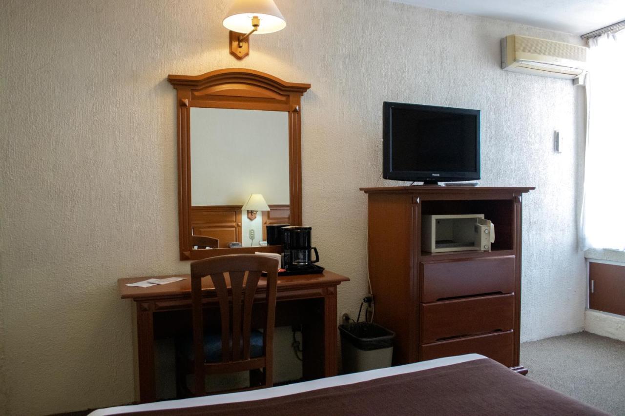 Hotel Santa Irene גואדלחארה מראה חיצוני תמונה