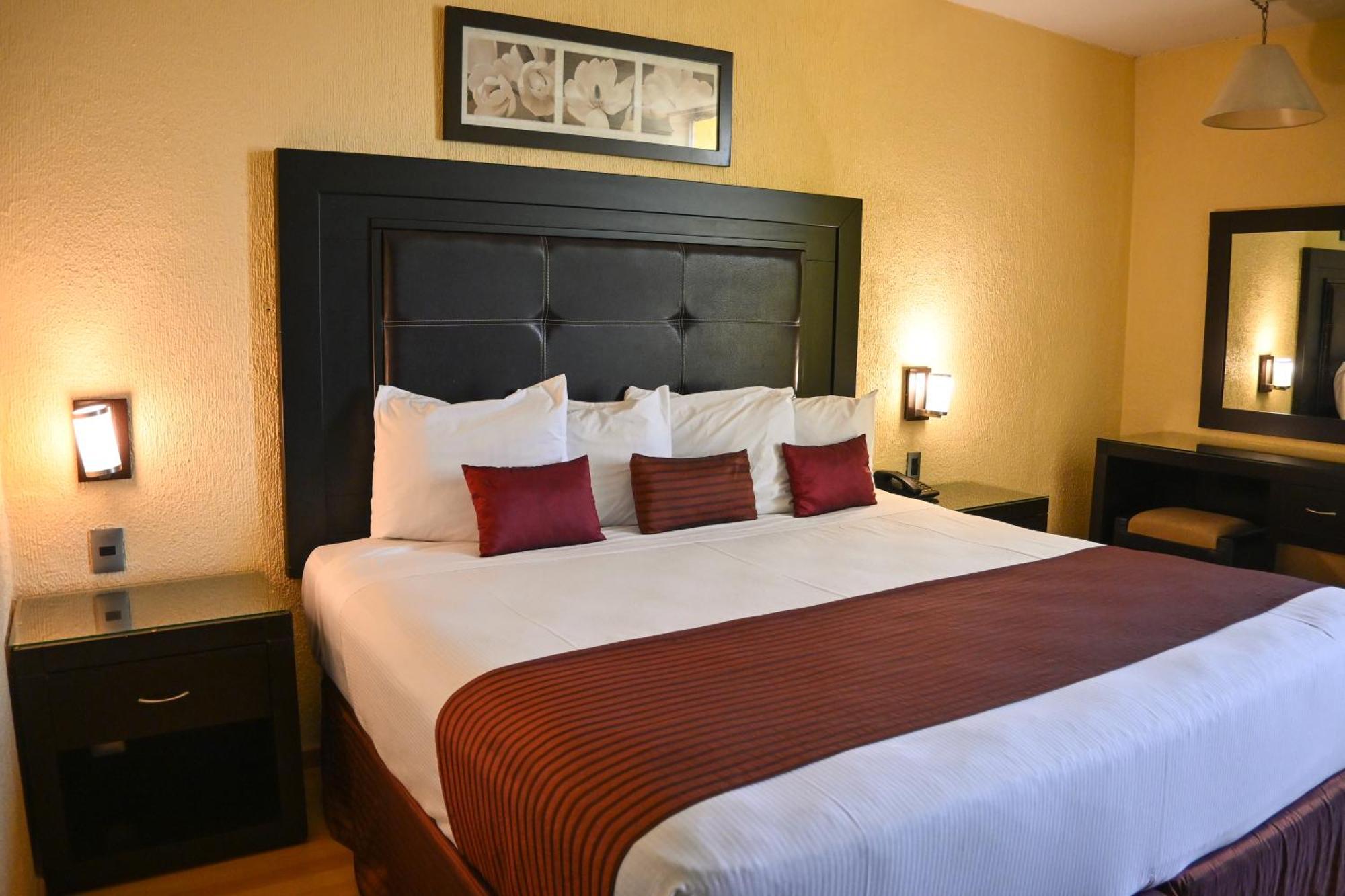 Hotel Santa Irene גואדלחארה מראה חיצוני תמונה