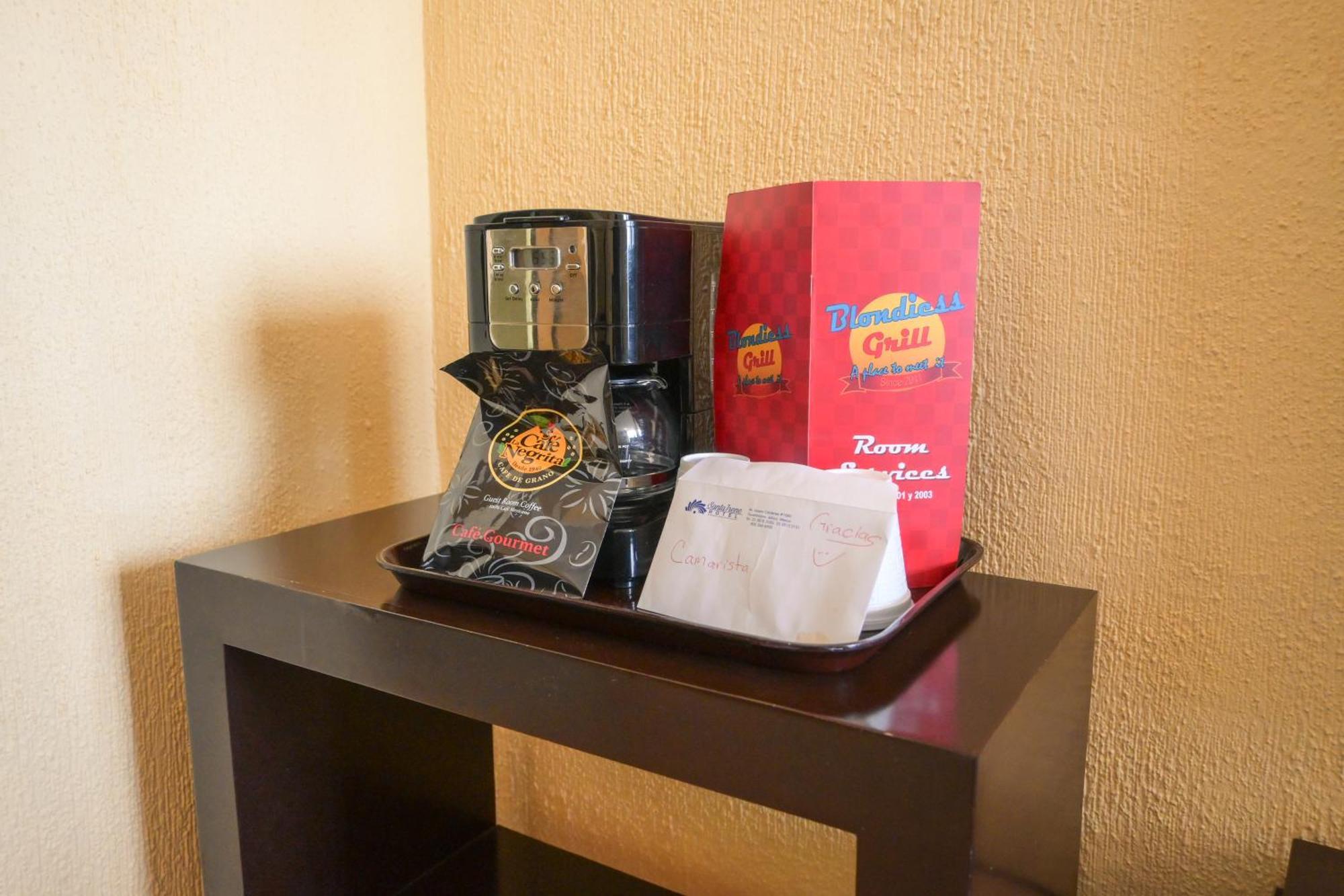 Hotel Santa Irene גואדלחארה מראה חיצוני תמונה